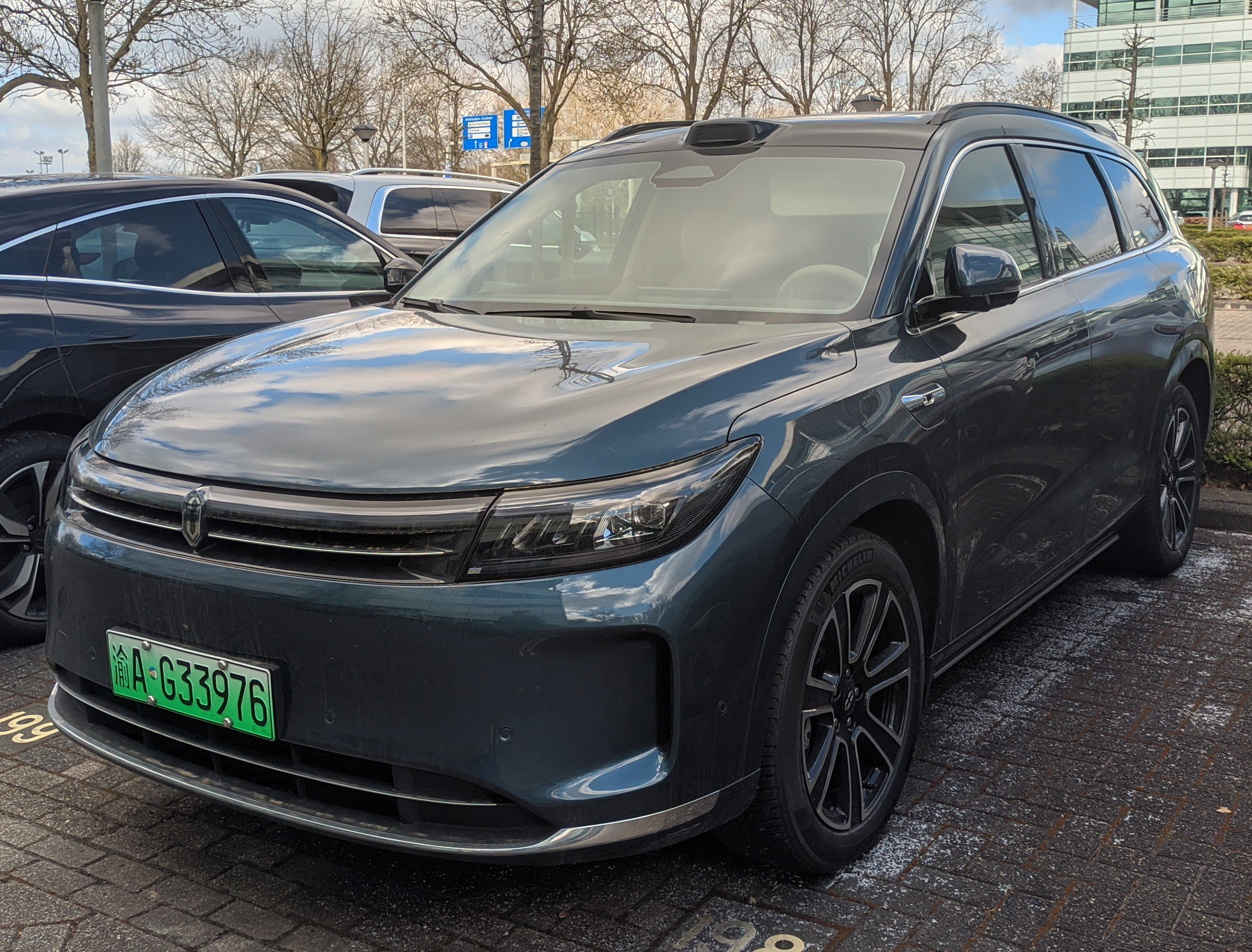 A-G33976